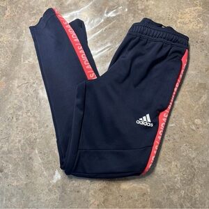 Adidas active track pants size small 9-10
In great condition 
Stretchy
Unisex
